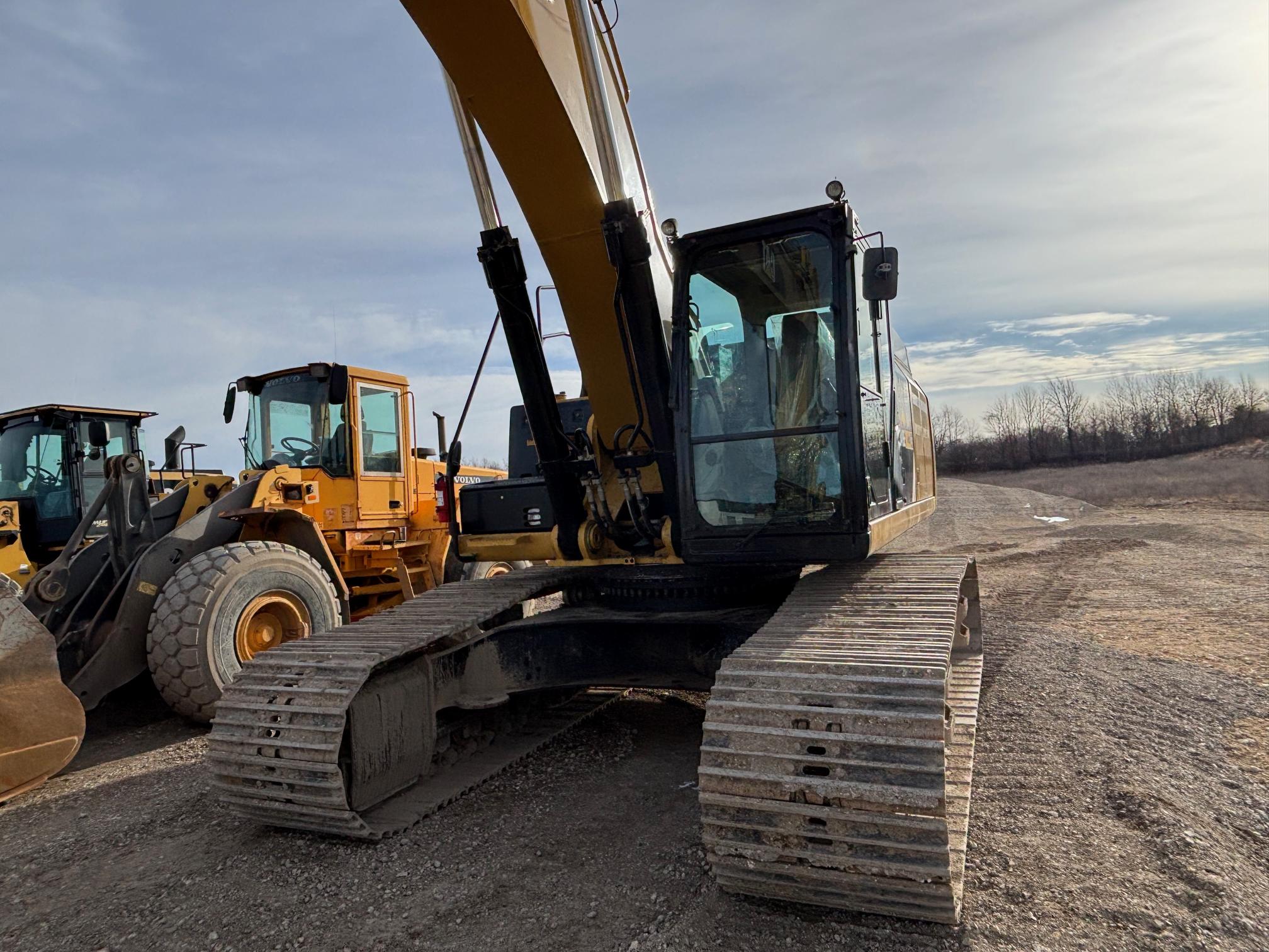 2012 CATERPILLAR 349EL - view 2 of 26
